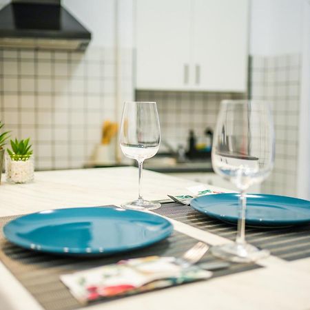 Ultracentral Golden Gatehouse 3 Bdrm ブカレスト エクステリア 写真