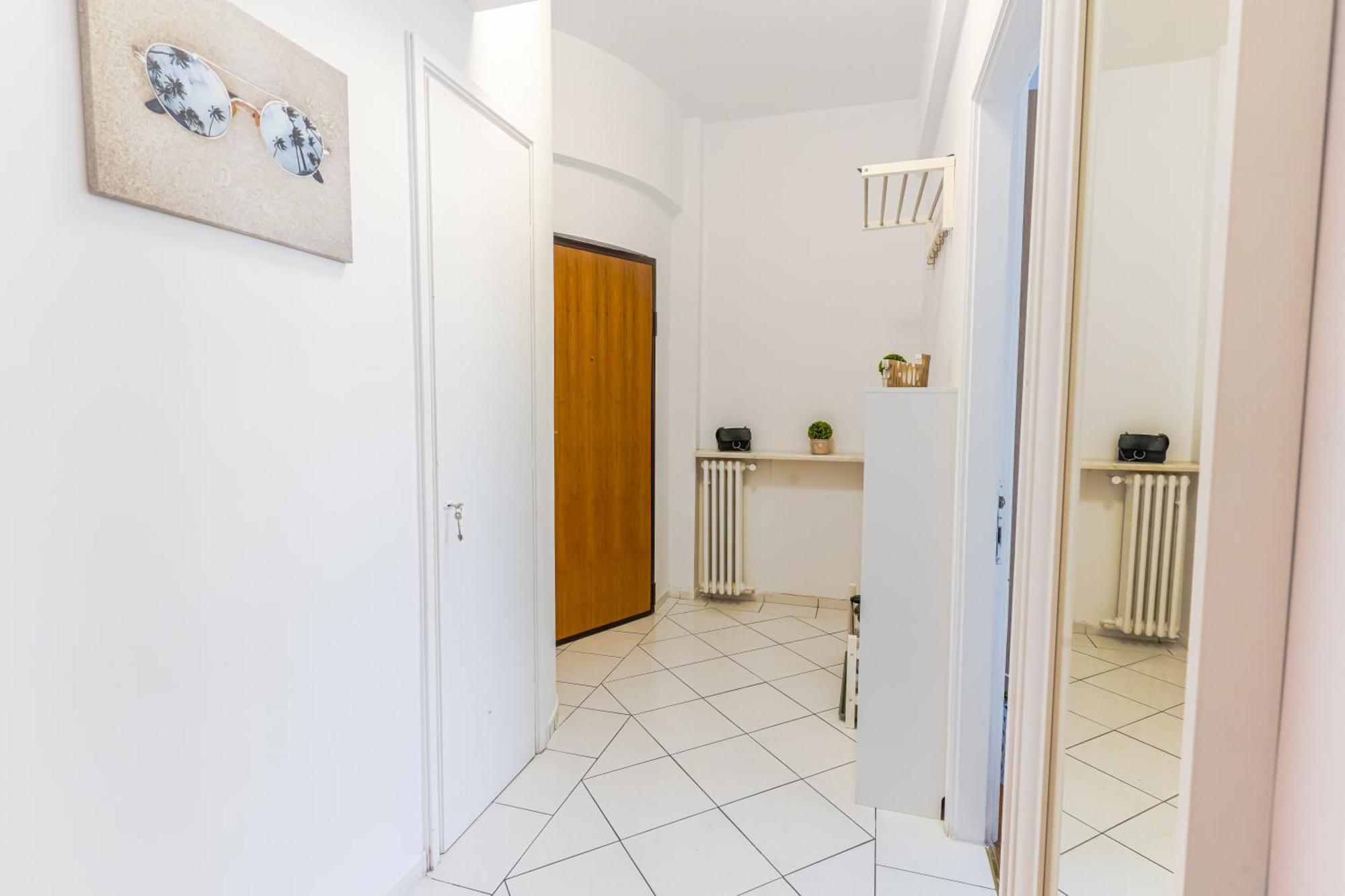 Ultracentral Golden Gatehouse 3 Bdrm ブカレスト エクステリア 写真